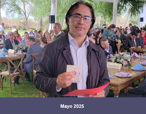 Ceremonia de reconocimiento a profesores